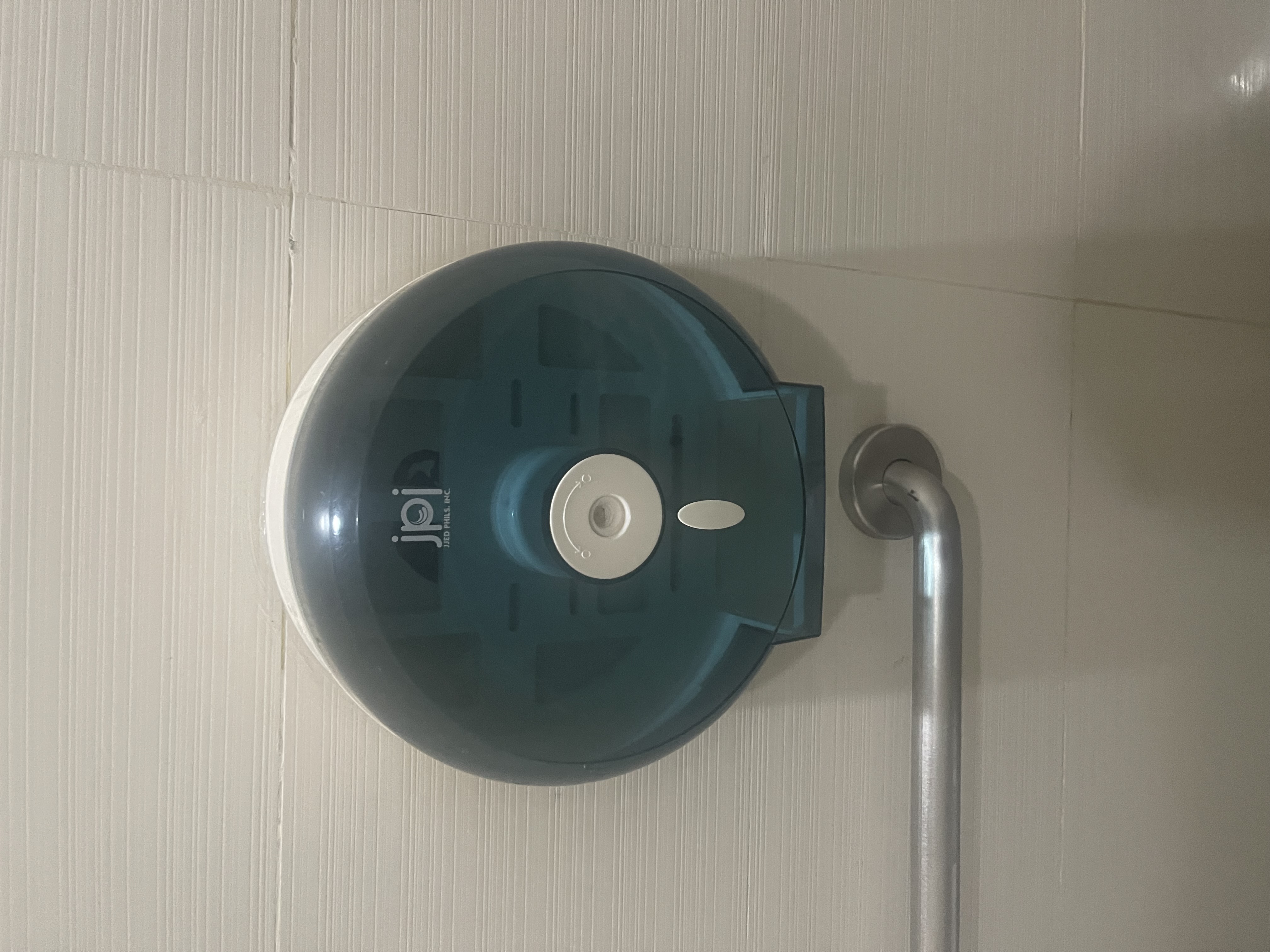 Bidet/tissue/tabo photo